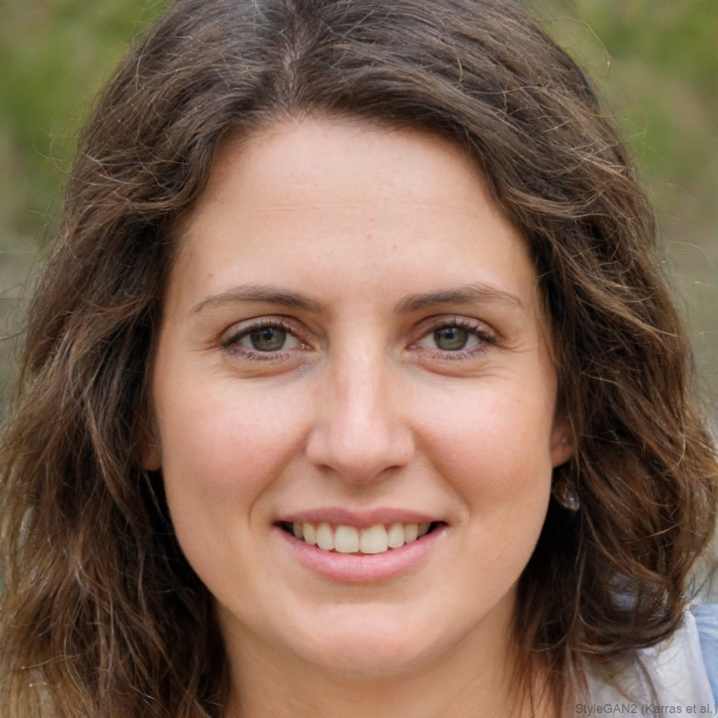 <em>Ana L.</em>