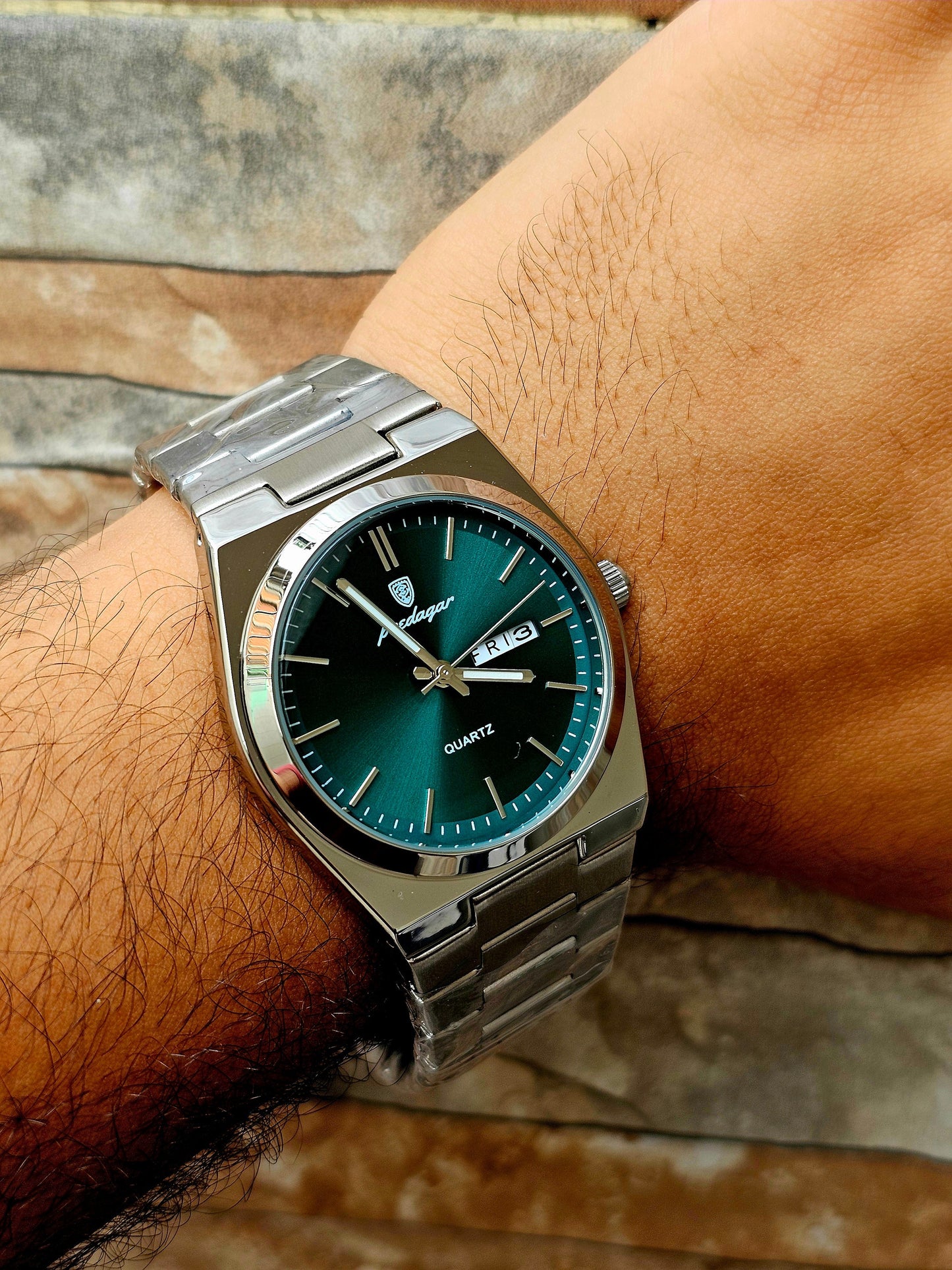 Reloj Elegante Poedagar